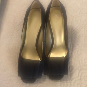 Anne Klein Navy Satin Heels